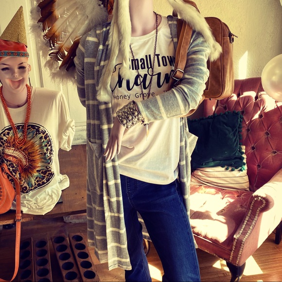 Sweaters - Gray striped long cardigan